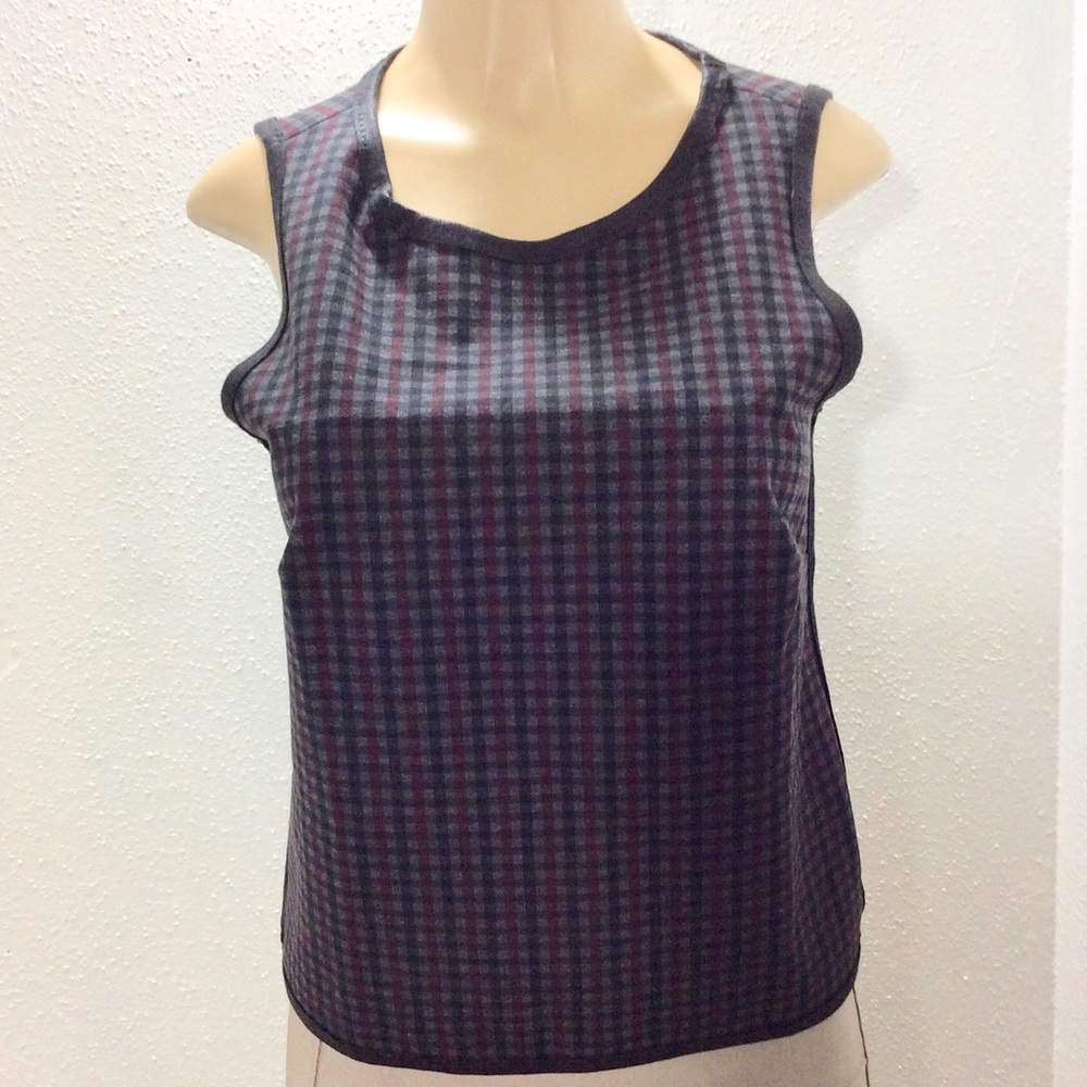 Studio M sleeveless plaid top